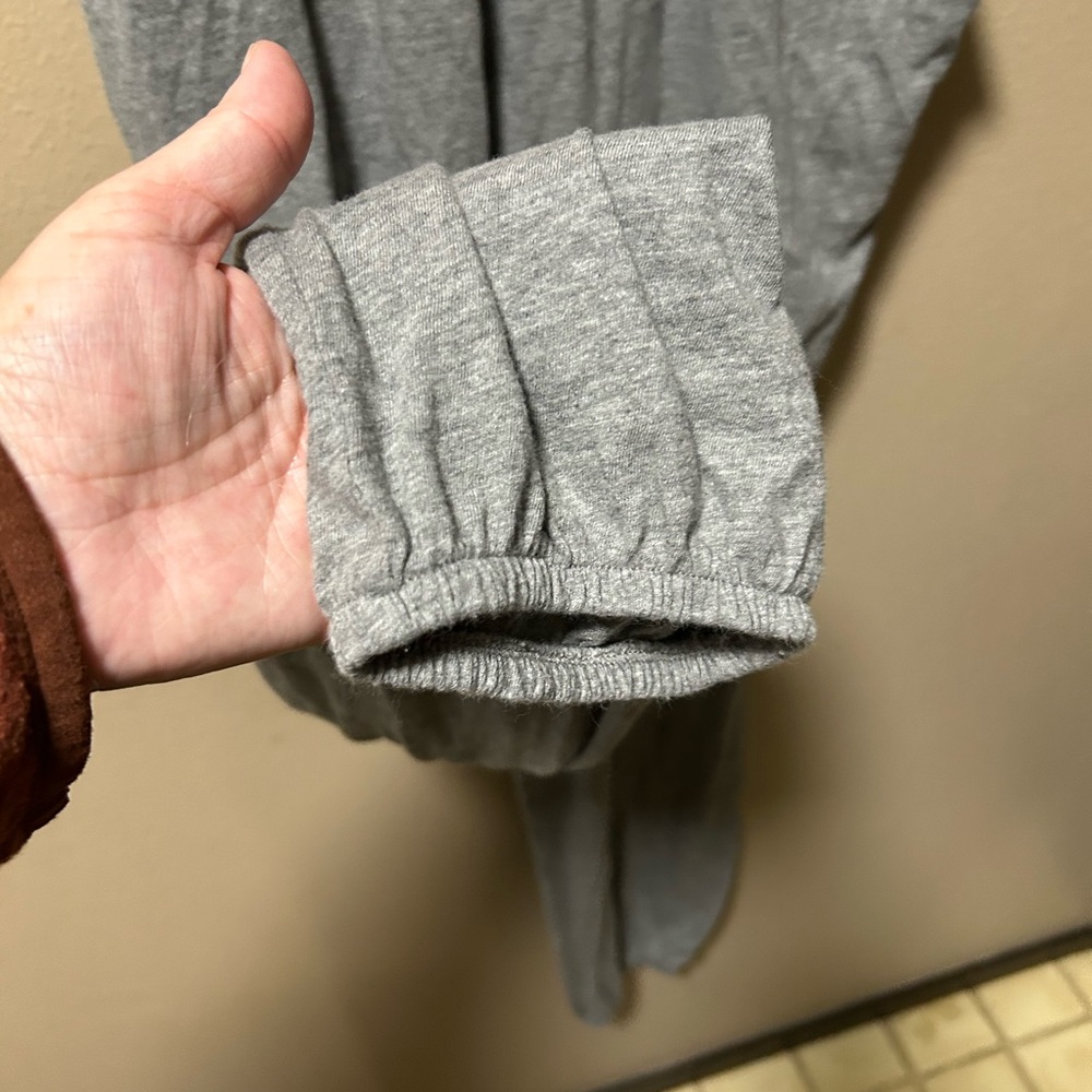 Aerie Grey Sleeveless Casual Athleisure Jumpsuit Large Cotton Lounge Comfy - Picture 5 of 7